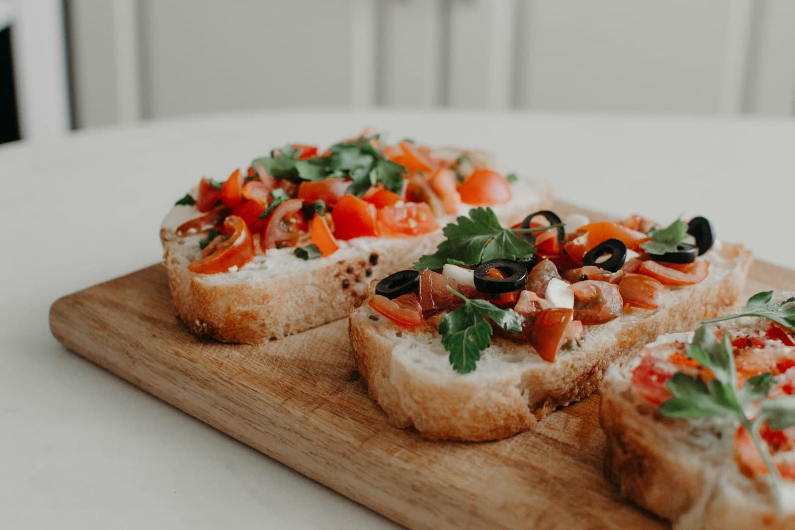 Classic Tomato and Basil Bruschetta